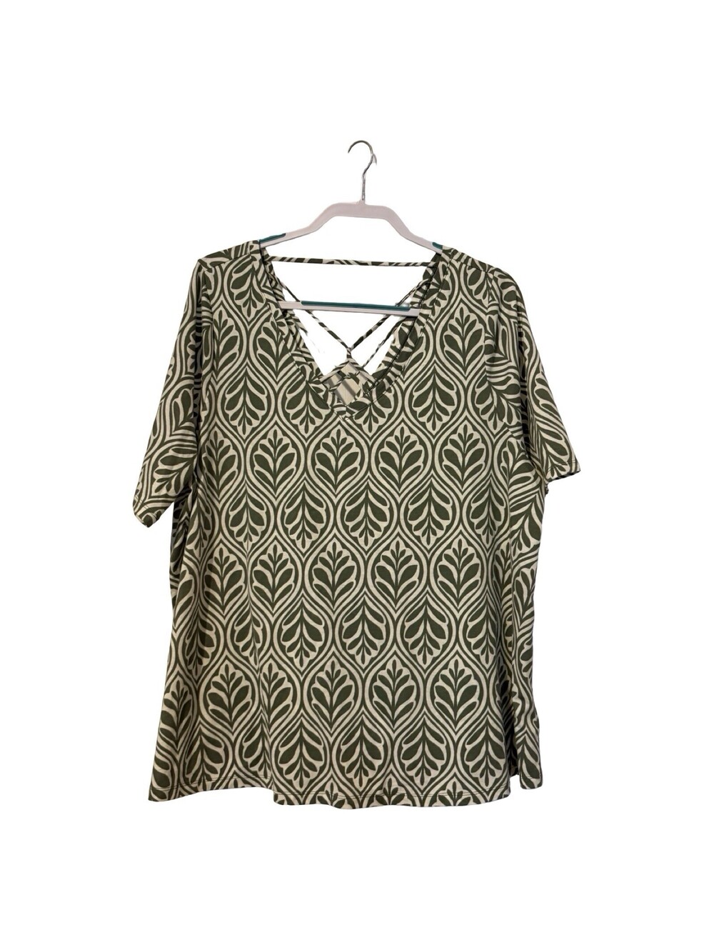 Lane Bryant T-Shirt Women's 18/20 Green Printed V-Neck Open Short Sleeve Top